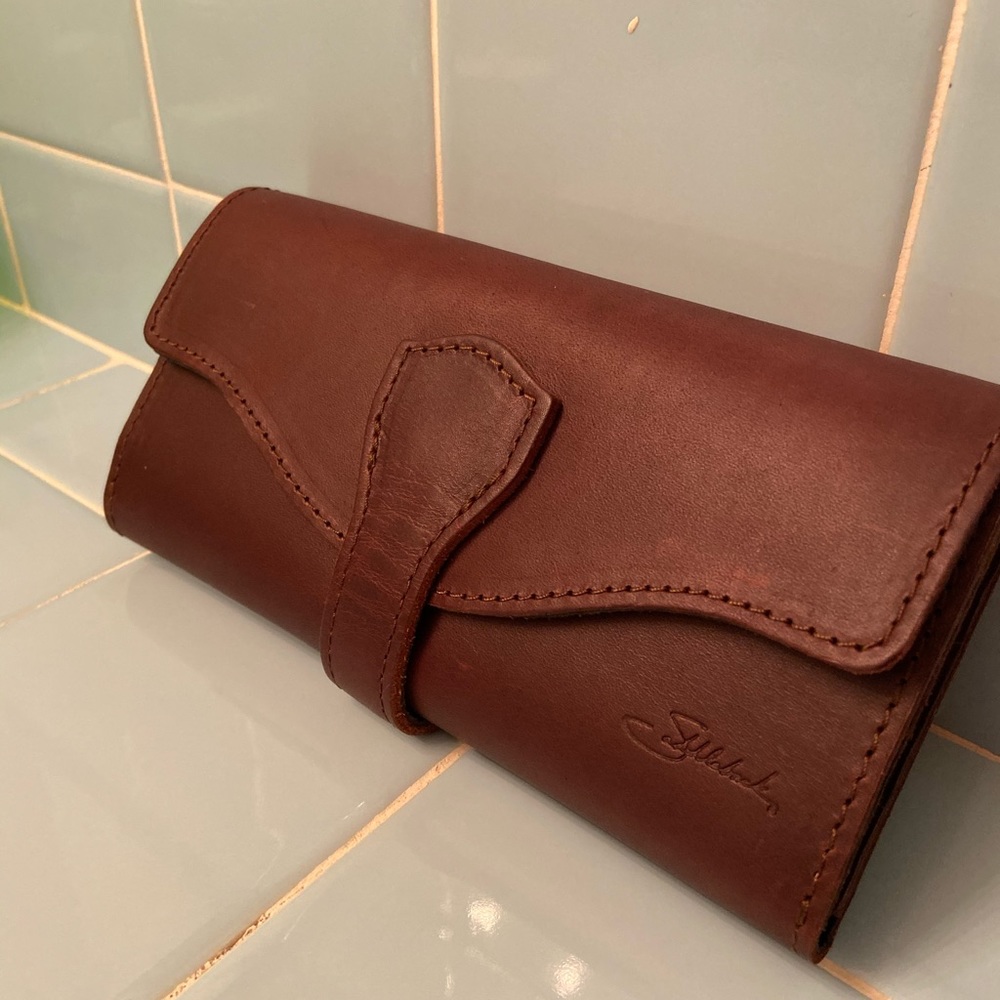 NEW Saddleback leather Long Trifold RFID wallet
